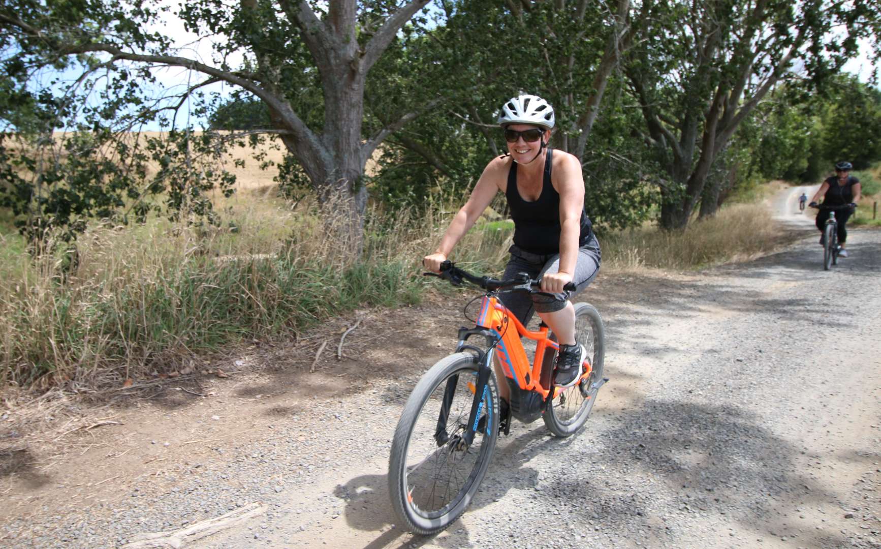 Cycle tour from Auckland for small groups